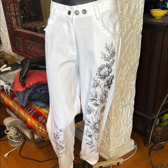 White Jeans with Black Floral Embroidery - Picture 1 of 10